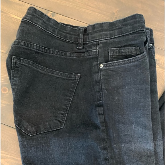 H&M black denim high rise skinny jeans. Size. 6 - Picture 6 of 7
